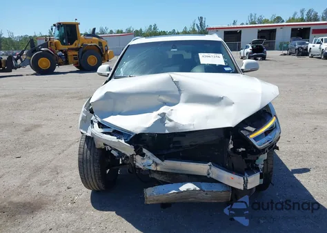 2018 Audi Q3 2.0T Premium/2.0T Sport Premium z USA, uszkodzony, nr VIN WA1JCCFS3JR028436